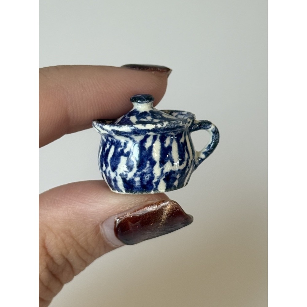CNC Carolyn Nygren Curran Pottery Blue White Lidded Pot Dollhouse Miniature 1:12